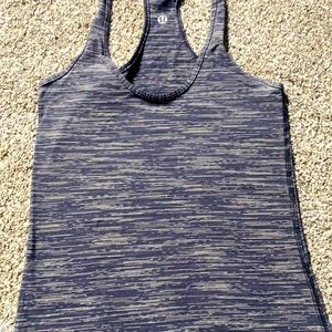 Lululemon tank Sz 4